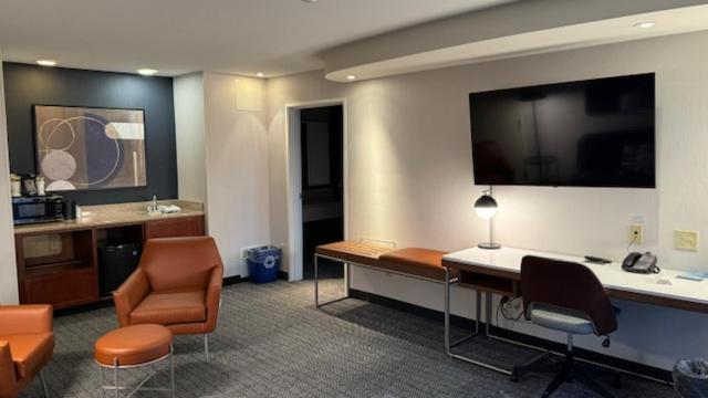 Courtyard By Marriott Kingston Hotel Luaran gambar