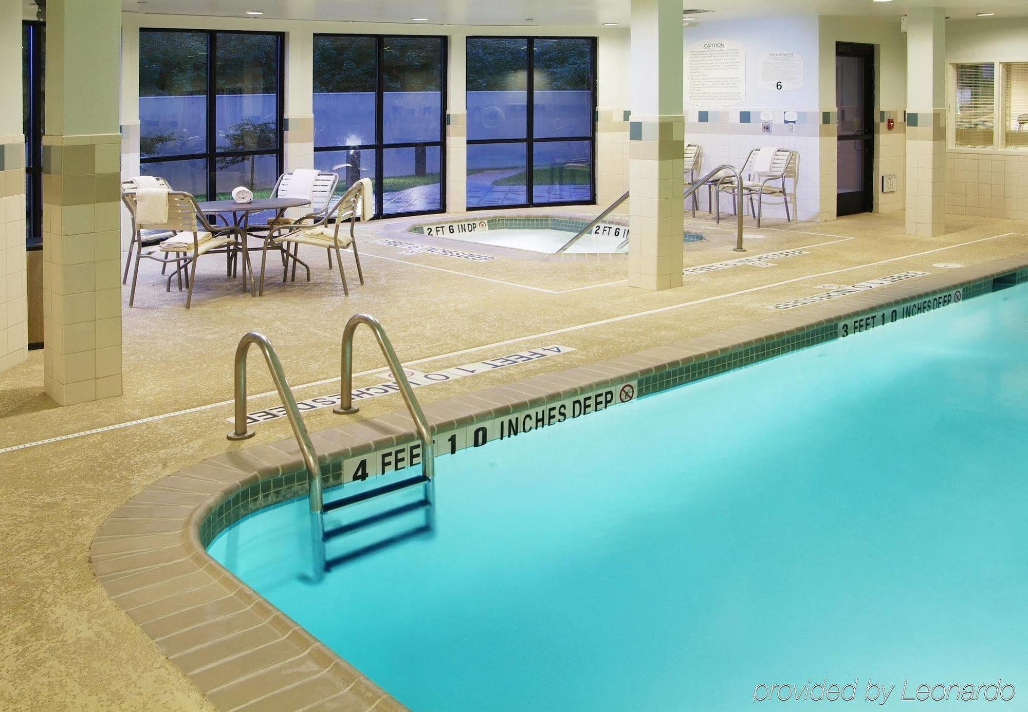 Courtyard By Marriott Kingston Hotel Kemudahan gambar